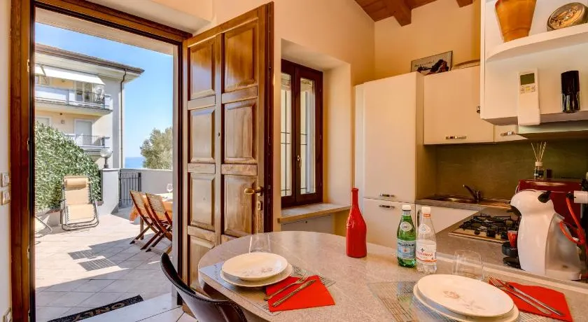 Catullo Apartments Sirmione - Image 1
