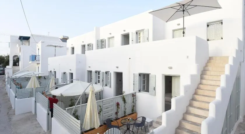 Porto Naoussa - Image 1
