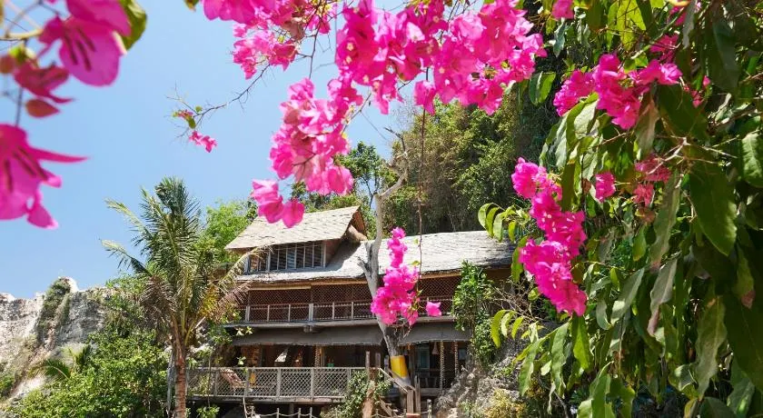 The Island Houses Bingin - Image 1
