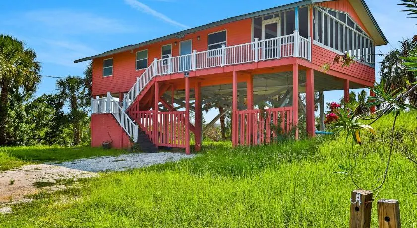 Coral Cottage - Image 1
