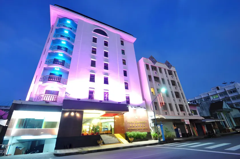 BP Grand Suite Hotel - Image 1