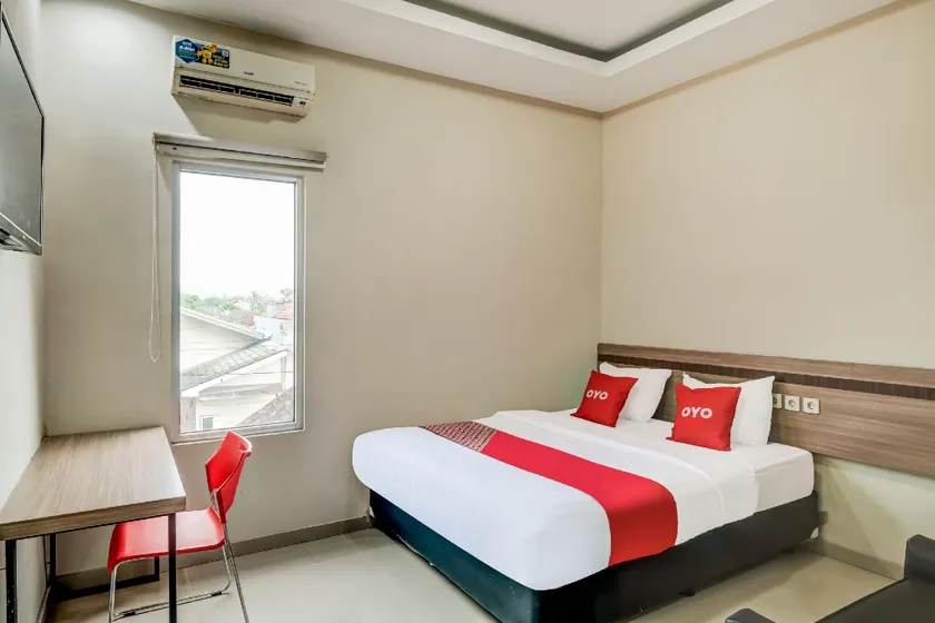 OYO 90986 Hotel Srikandi Adisucipto - Image 1