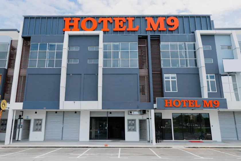Hotel M9 Sepang KLIA & KLIA 2 - Image 1