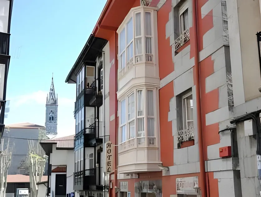 Eco Hotel Mundaka - Image 1