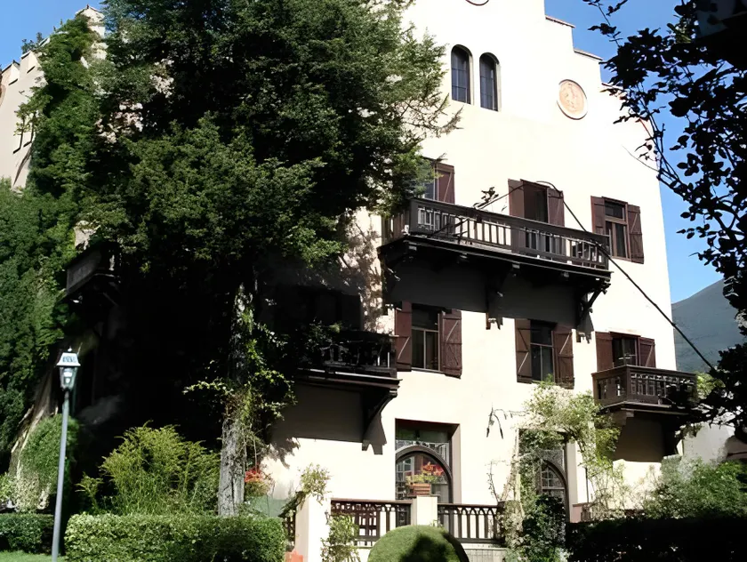 Schloss-Castel Pienzenau - Guestrooms & Apartments - B&B-Hotel & Restaurant - Image 1