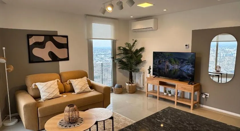 Rent a flat - Alto Paz Tower - Image 1