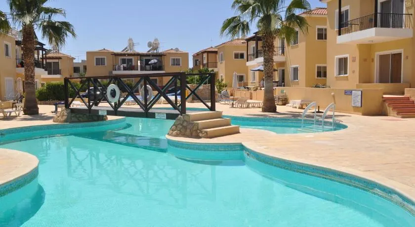 Sirena Sunrise, Apartment 4 - Image 1