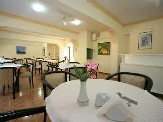 Saturn Hotel - Image 1