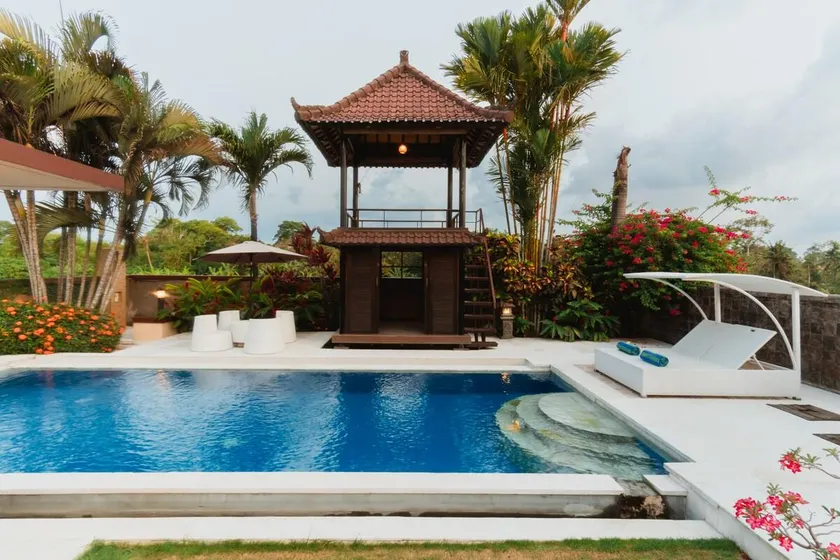 Bali Hai Dream Villa in Nyanyi Beach - Image 1