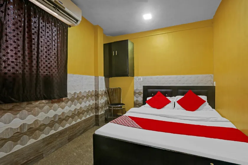 Hotel O Golden Residency - Image 1