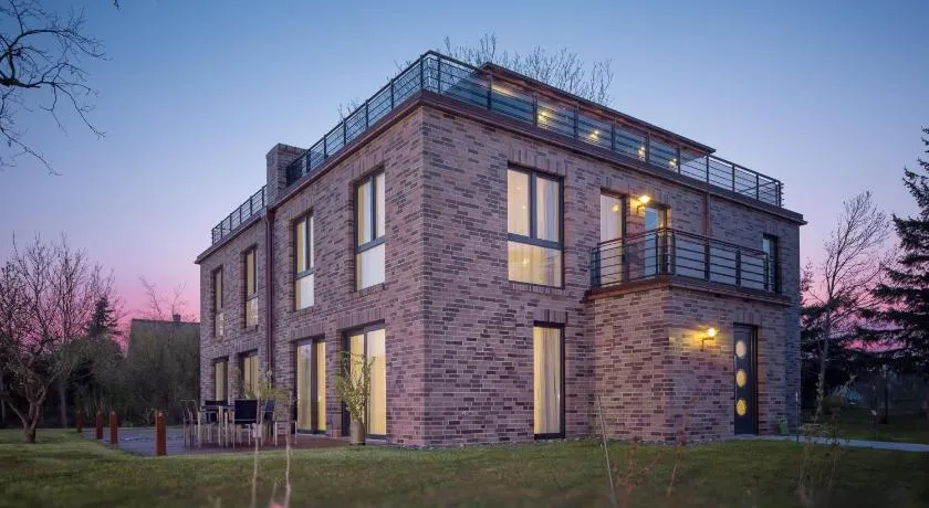 Villa Lotsenhäuser Rügen - Luxus Ferienhaus - 3 Schlafzimmer - Sauna - Dachterrasse mit Boddenblick - Image 1