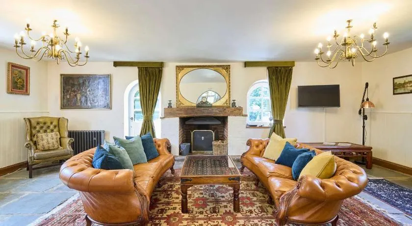 Host & Stay - The Chapel - Image 1