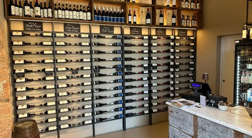 Rooms and Wine al Castello - Image 1