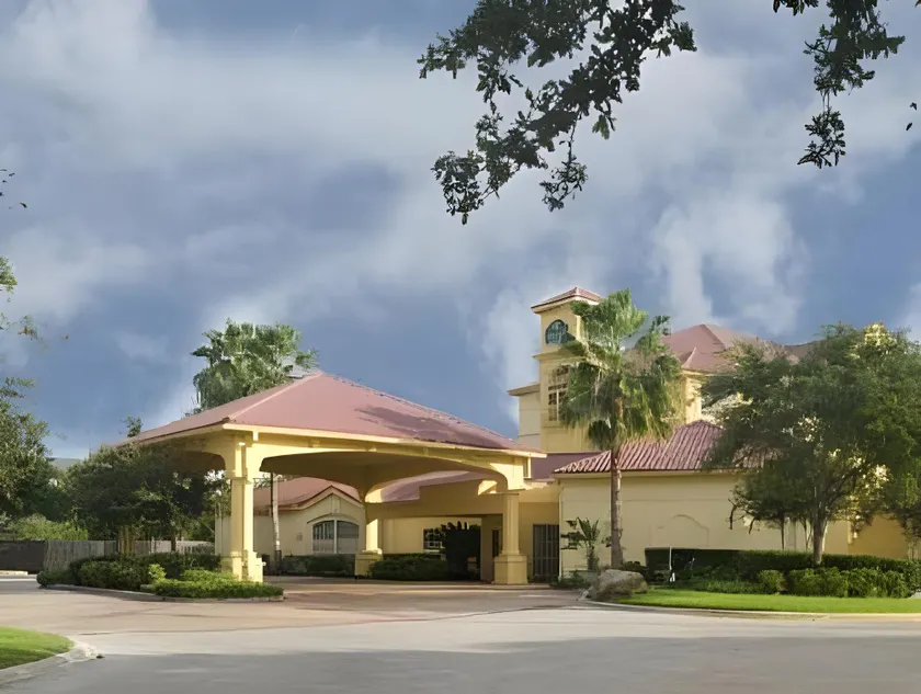 La Quinta by Wyndham Houston West Park 10 - Image 1