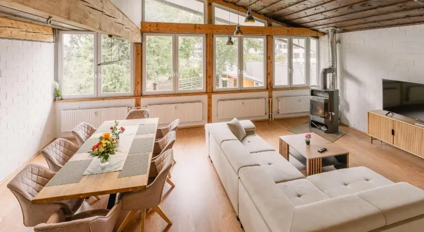 Exklusive große Ferienwohnung für 7 Personen, Parkplatz, Balkon, 3 Schlafzimmer - Image 1
