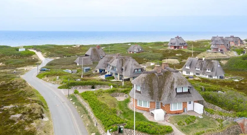 Feriendomizil Seehaus Sylt - Zauber in Sanddünen - Image 1