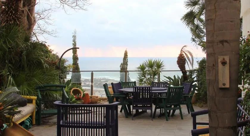 Boutique Apartment "Facing the Sea" - Image 1