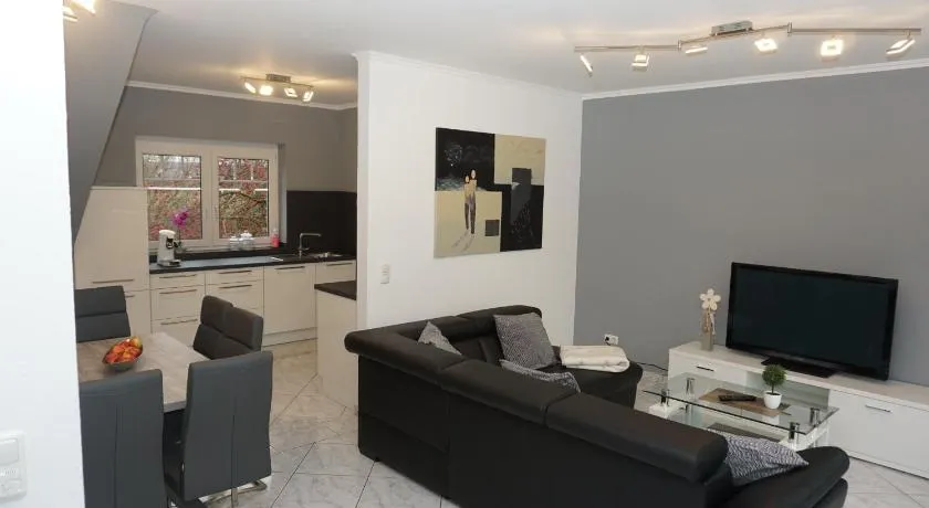 Haus Rodriguez - Image 1