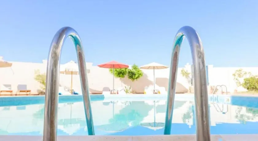 La bonita compound - Image 1