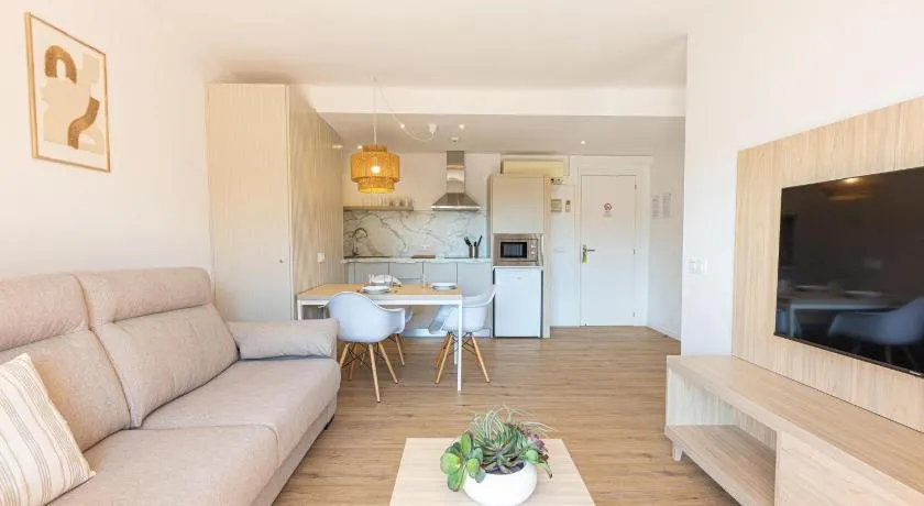 Martinez Apartments - Image 1