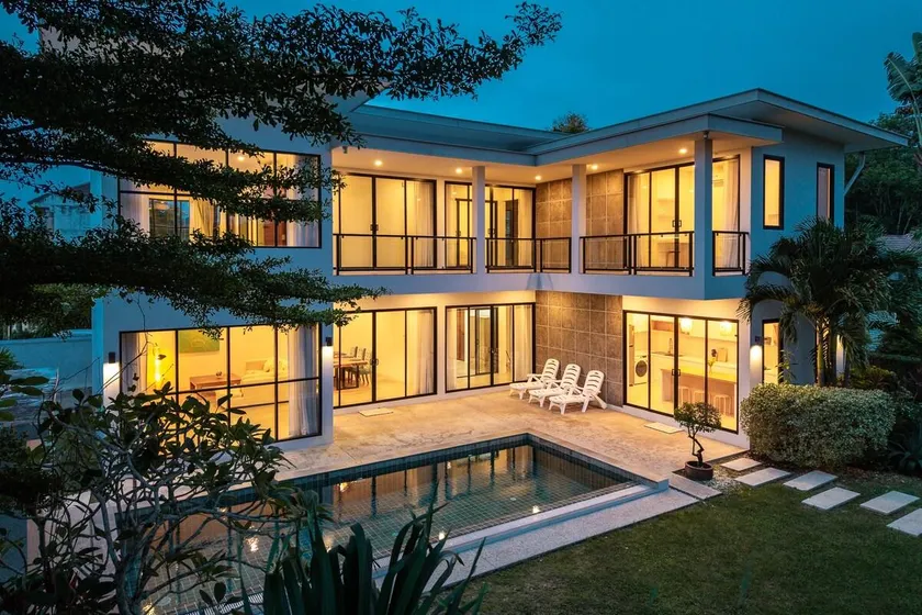 V212 One Of The Most Beautiful Villa In Phuket - Image 1