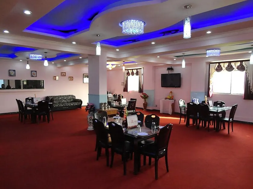 City Hotel - Image 1