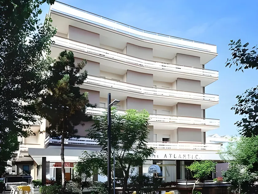 Hotel Atlantic & Spa - Image 1
