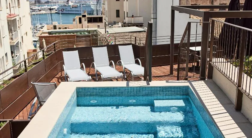 JOE'S GOMILA BOUTIQUE HOTEL - Image 1