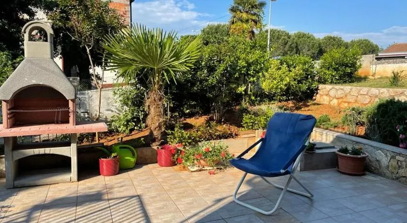 Apartments Pape - Image 1