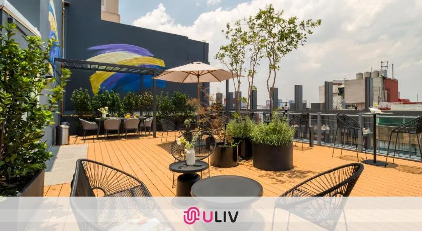 ULIV Parque Lincoln - Image 1