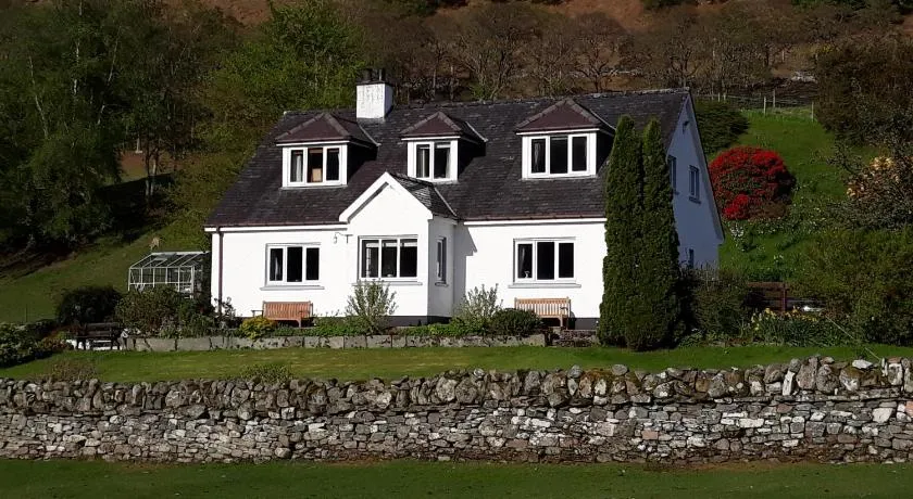 Clachan Farmhouse B & B - Image 1