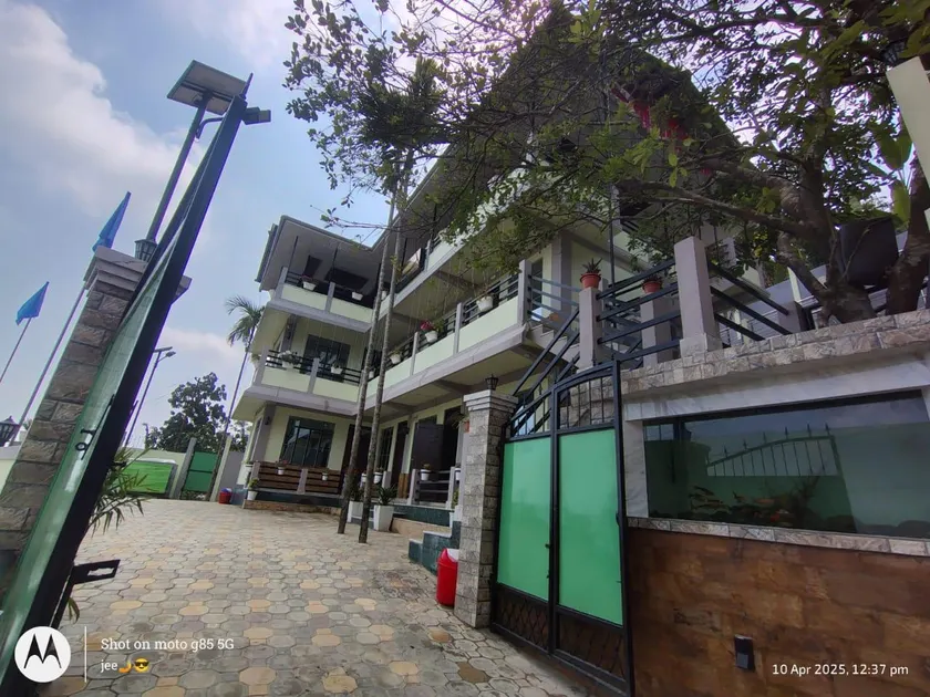 Ker-Da-Mame Guest House CUM Restaurant - Image 1