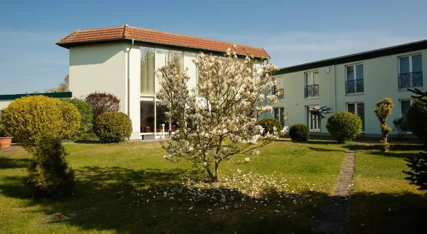 Hotel Waldidyll - Image 1