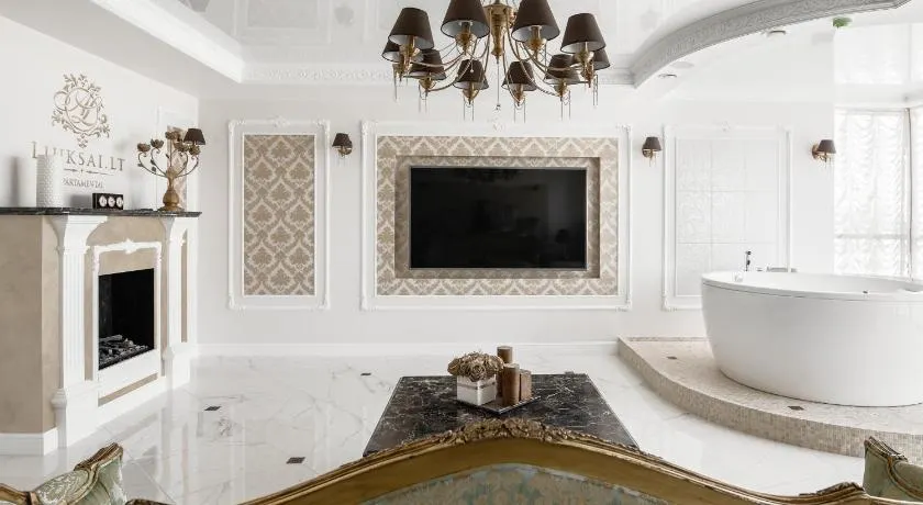 President Jacuzzi Apartment by LIUKSAI - Image 1