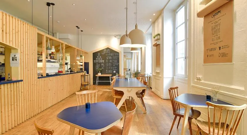 SLO Hostel Lyon les Pentes - Image 1