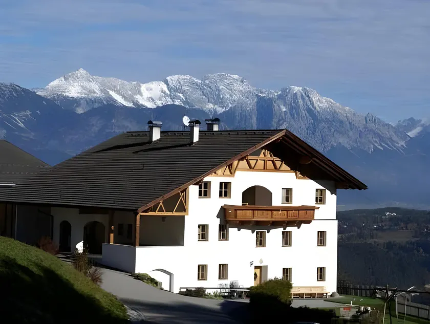 Hoarachhof - Image 1