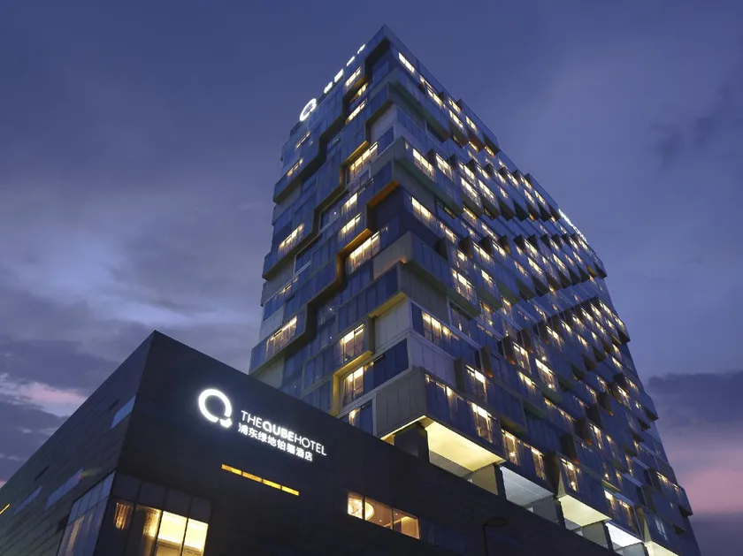 The Qube International Hotel Shanghai Disneyland Park & International Tourism and Resort Branch - Free round-trip shuttle between the hotel and Shanghai Disneyland & between the hotel and PVG International Airport - Image 1