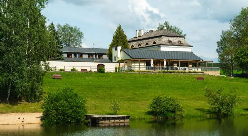 Resort Líšenský Dvůr - Image 1