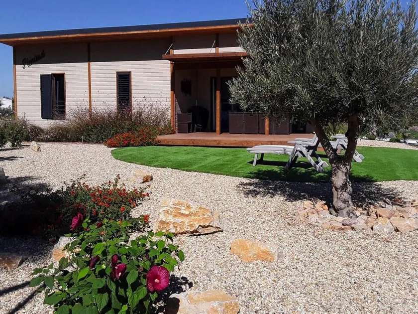 Chalet in Pomérols near Mediterranean Beaches - Image 1