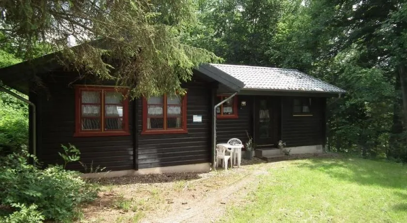 Wunderschönes Ferienhaus am Waldrand - Image 1
