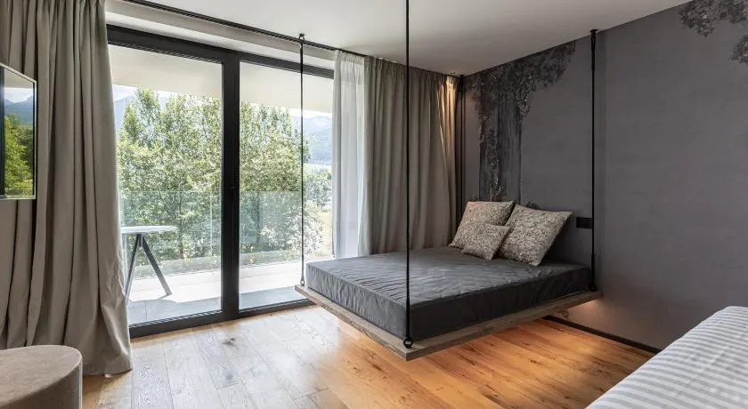 Alpuris - Your Boutique Suite - Hotel B&B - Image 1