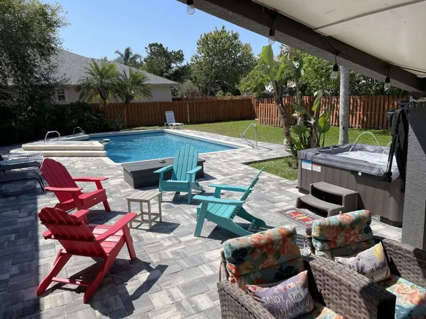 Floridays - Image 1