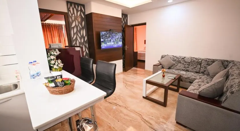 Chola Serviced Apartment - Image 1