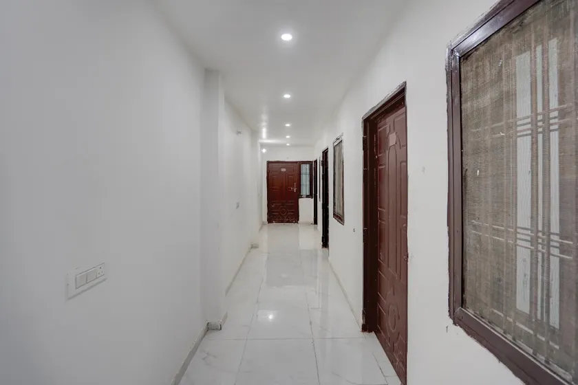 SPOT ON S S Hotel - Image 1