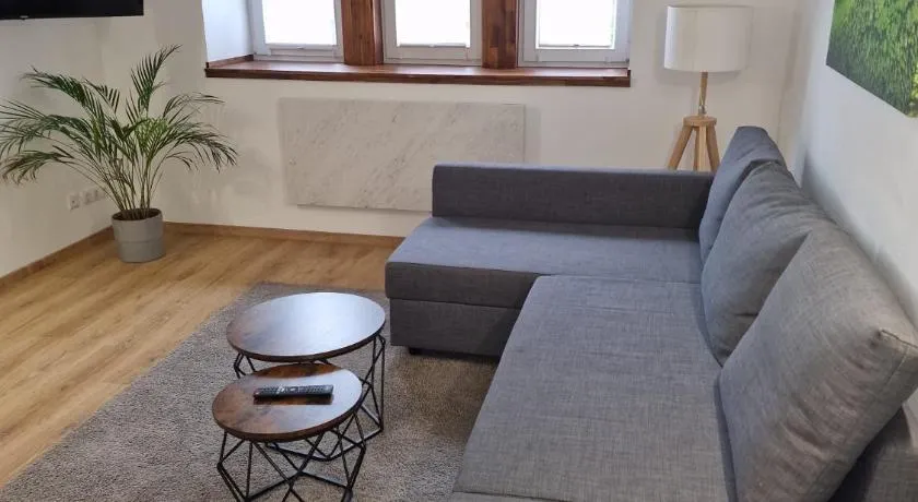 Großzügige Ferienwohnung in Stadtilm, WLAN, Küche und Bad - Image 1