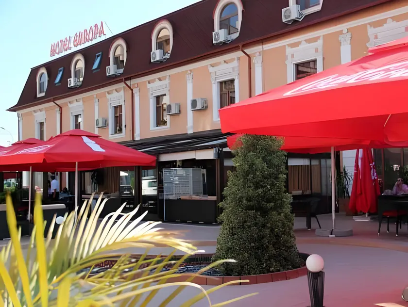Hotel Europa - Image 1