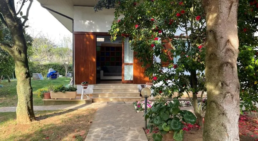 Appartamento in Villa con giardino vicino al mare - Image 1