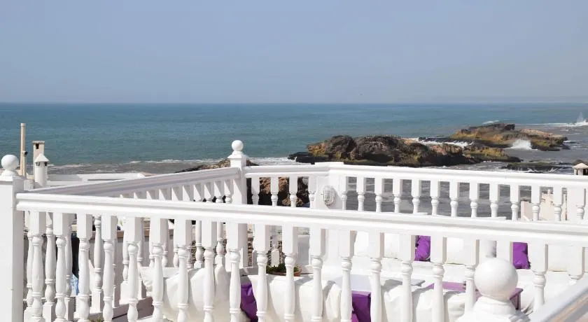 Riad Saltana - Image 1