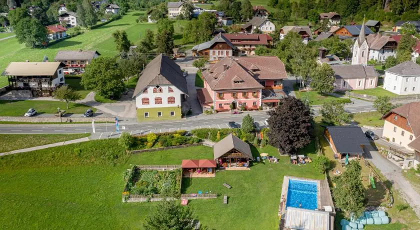Landhof Waidegger Wirt - Hotel, Restaurant, Bar - Image 1