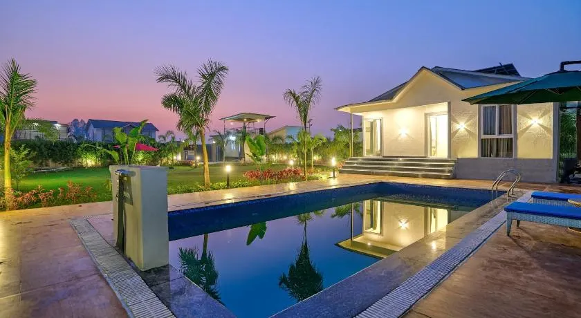 Saroja Farm Pet-friendly 3-BHK Farmhouse With Private Pool, Lush Garden & Discotheque - Image 1
